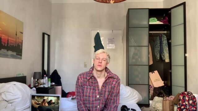 Porn video #43701